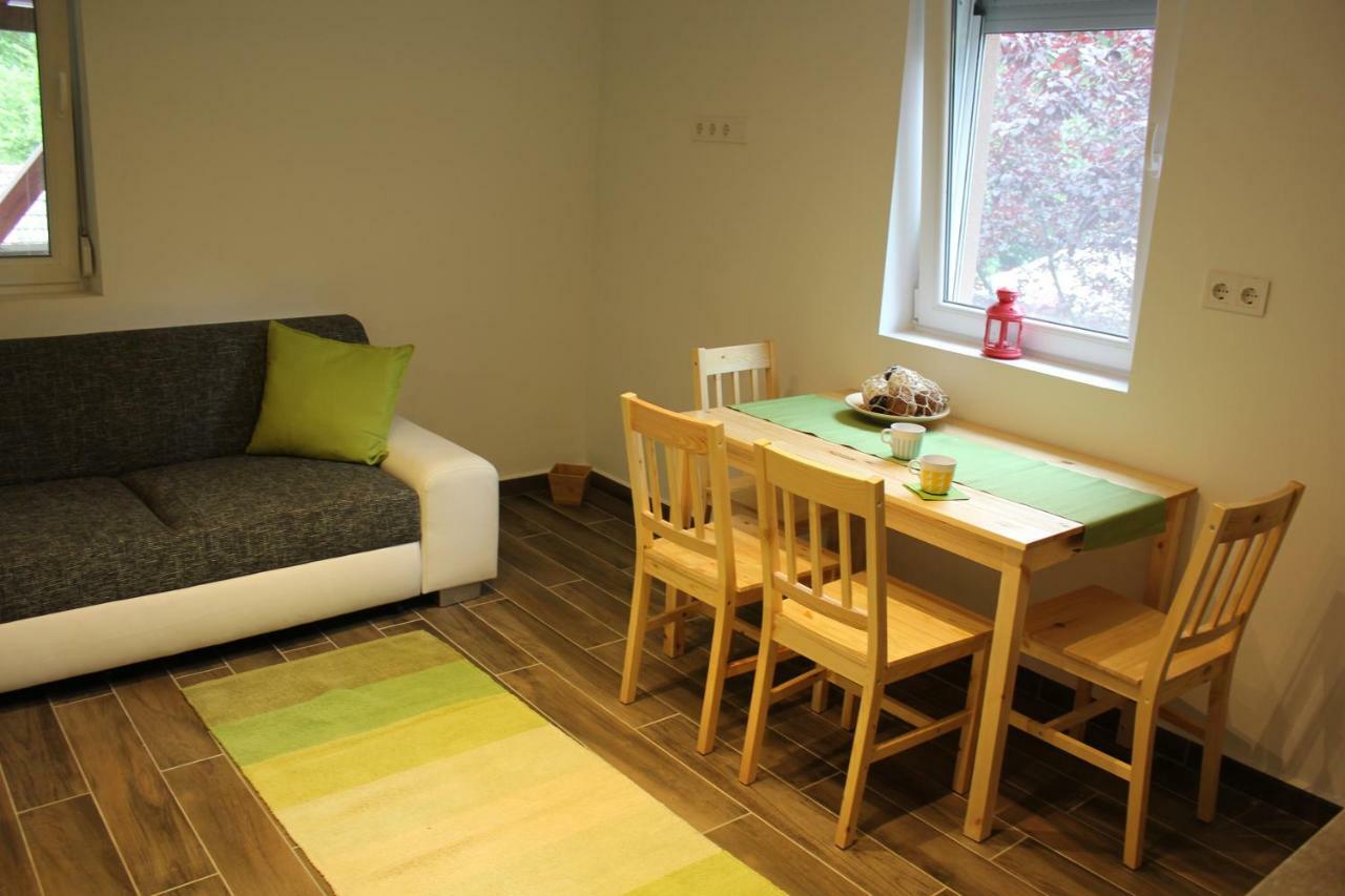 Magnolia Apartman Lägenhet Siófok Exteriör bild