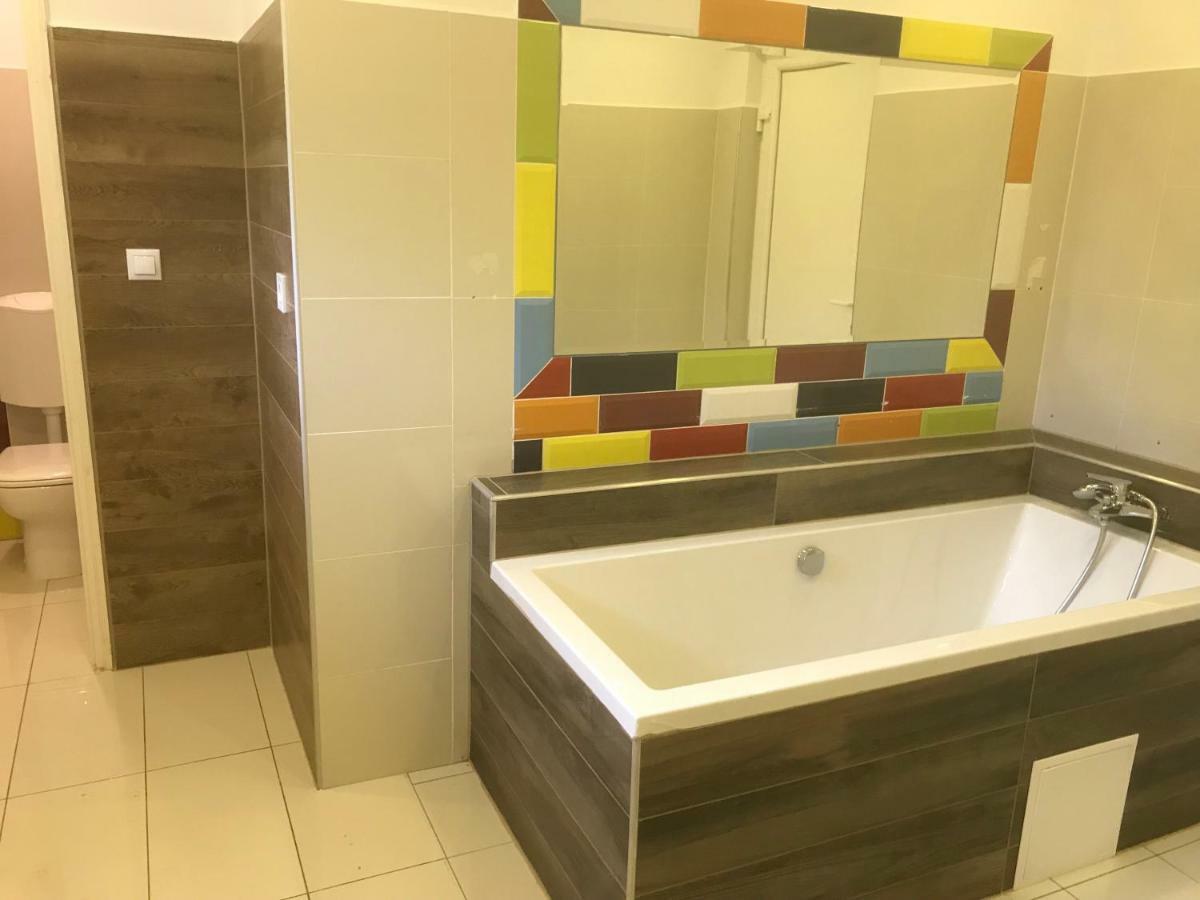 Magnolia Apartman Lägenhet Siófok Exteriör bild
